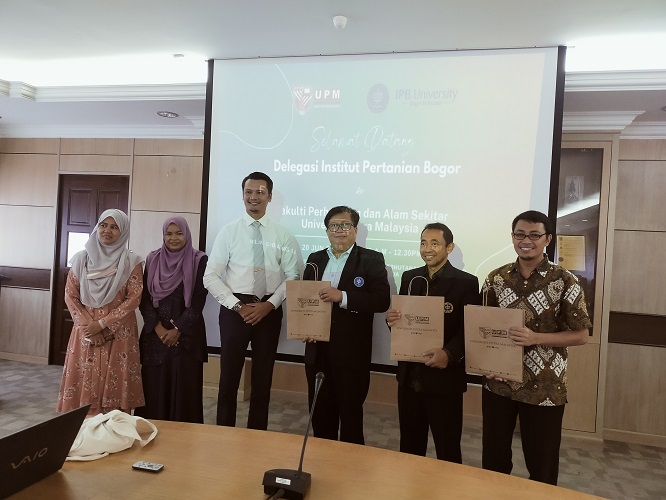 Visit from a delegation from the Graduate School, Bogor Agricultural Institute (IPB), Indonesia